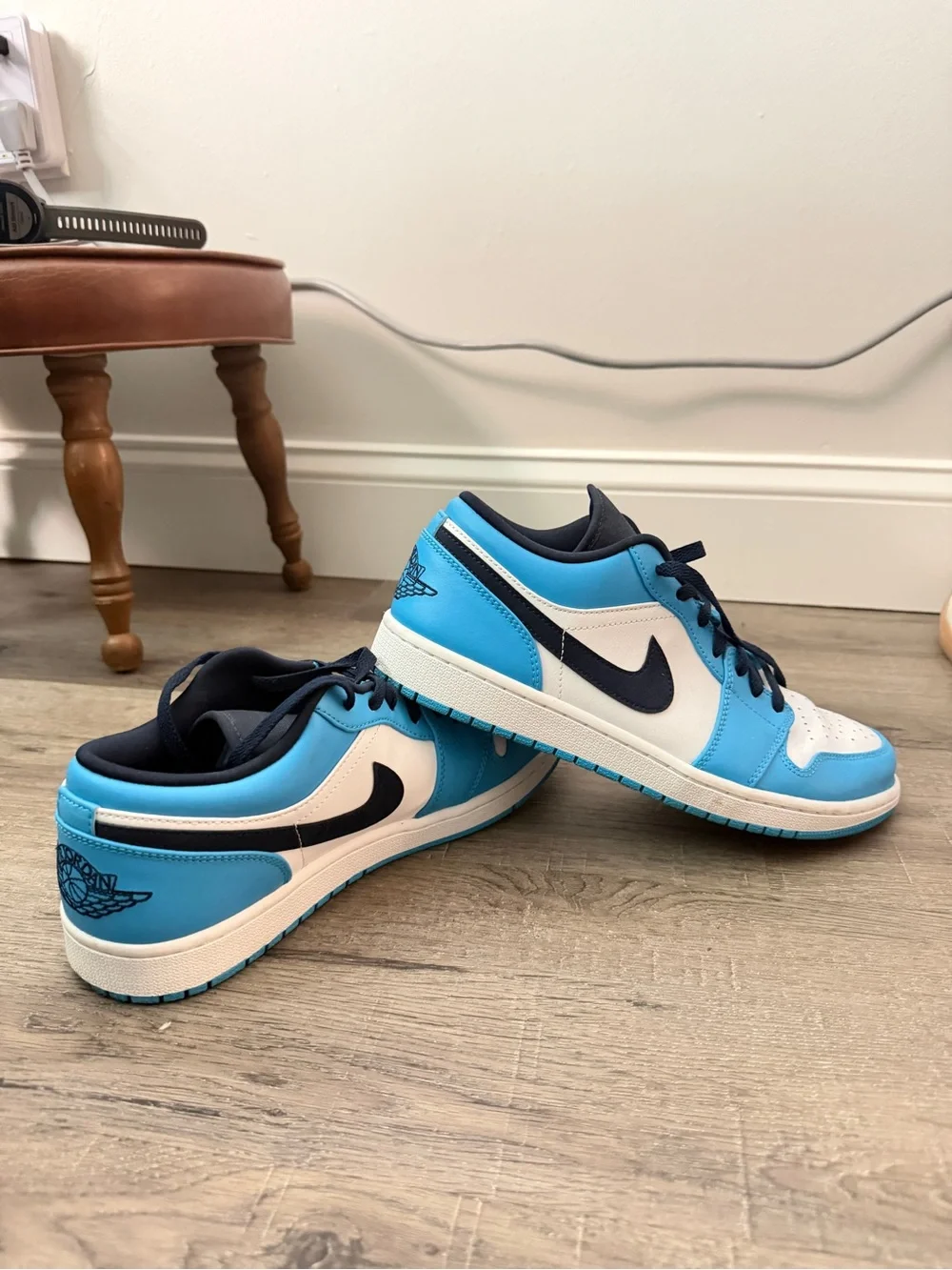 Nike Air Jordan 1 Low - White & Light Blue